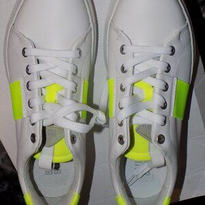 Bullboxer Rilee Neon Yellow Sneaker Size 10 Women's NEW